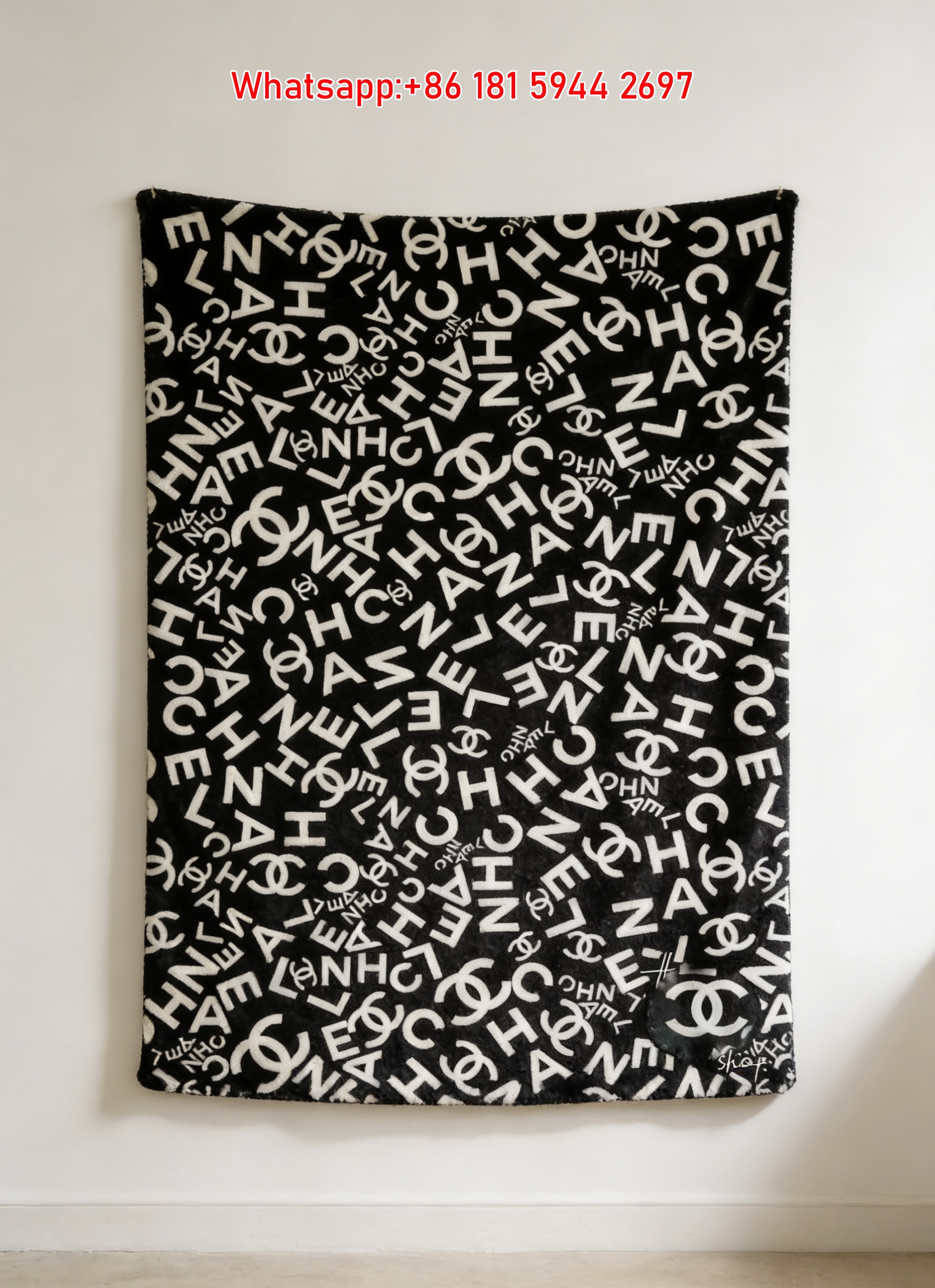 Chanel Monogram Flannel Sofa Throw Blanket – Black White IMG_7265